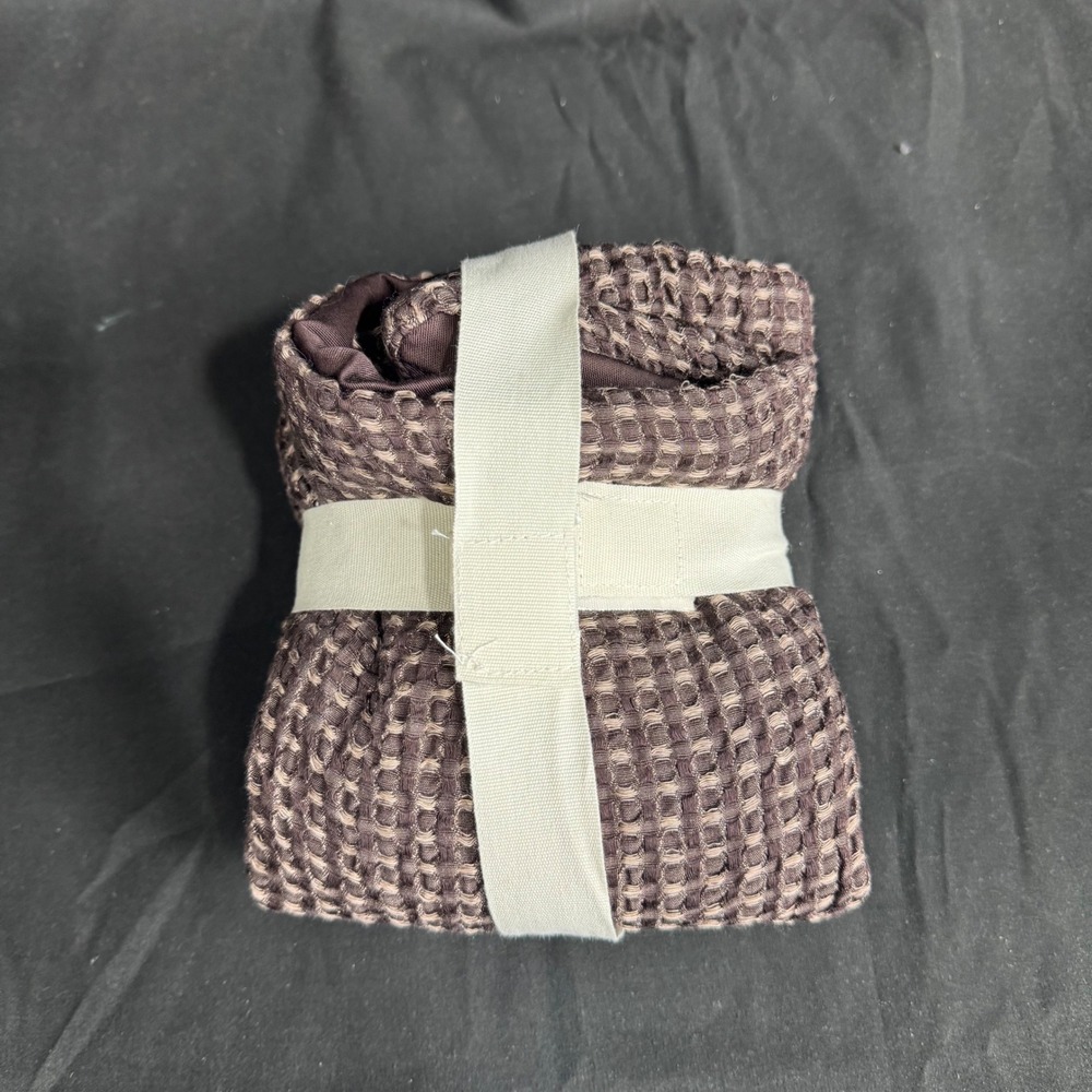 King Textured Waffle Pillow Sham Dark Fig - Casaluna™ - Picture 4 of 9